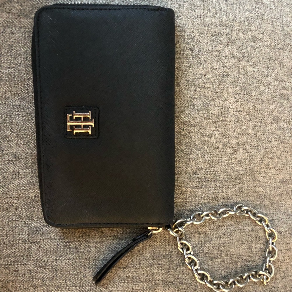 Tommy Hilfiger Wristlet/Wallet